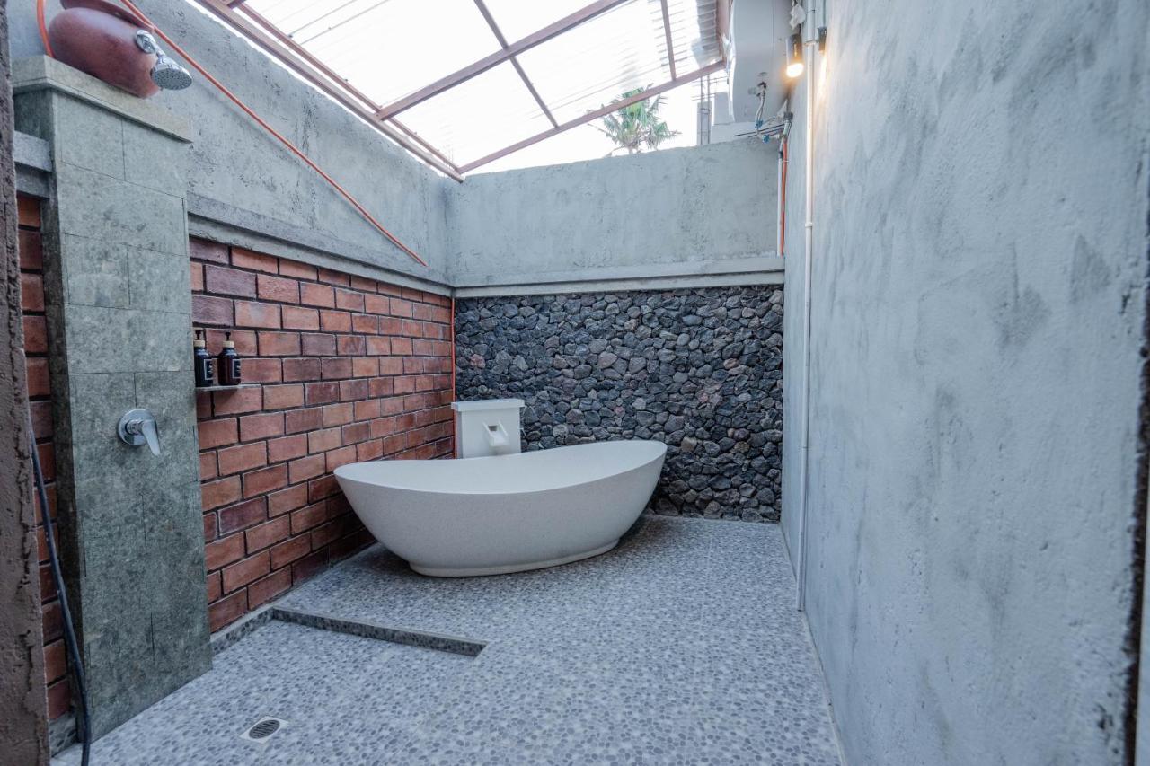 Garvi Villa Karangasem Exteriör bild