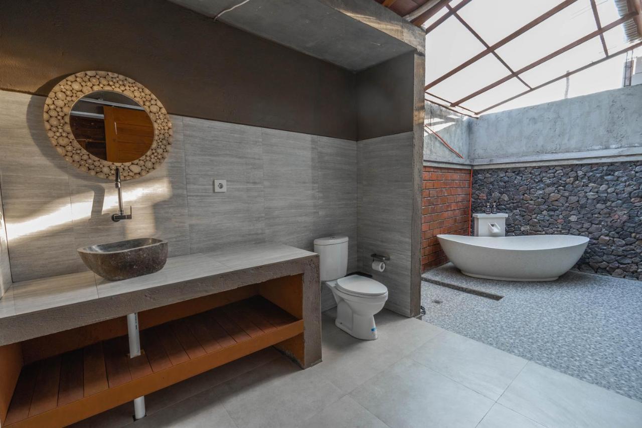 Garvi Villa Karangasem Exteriör bild