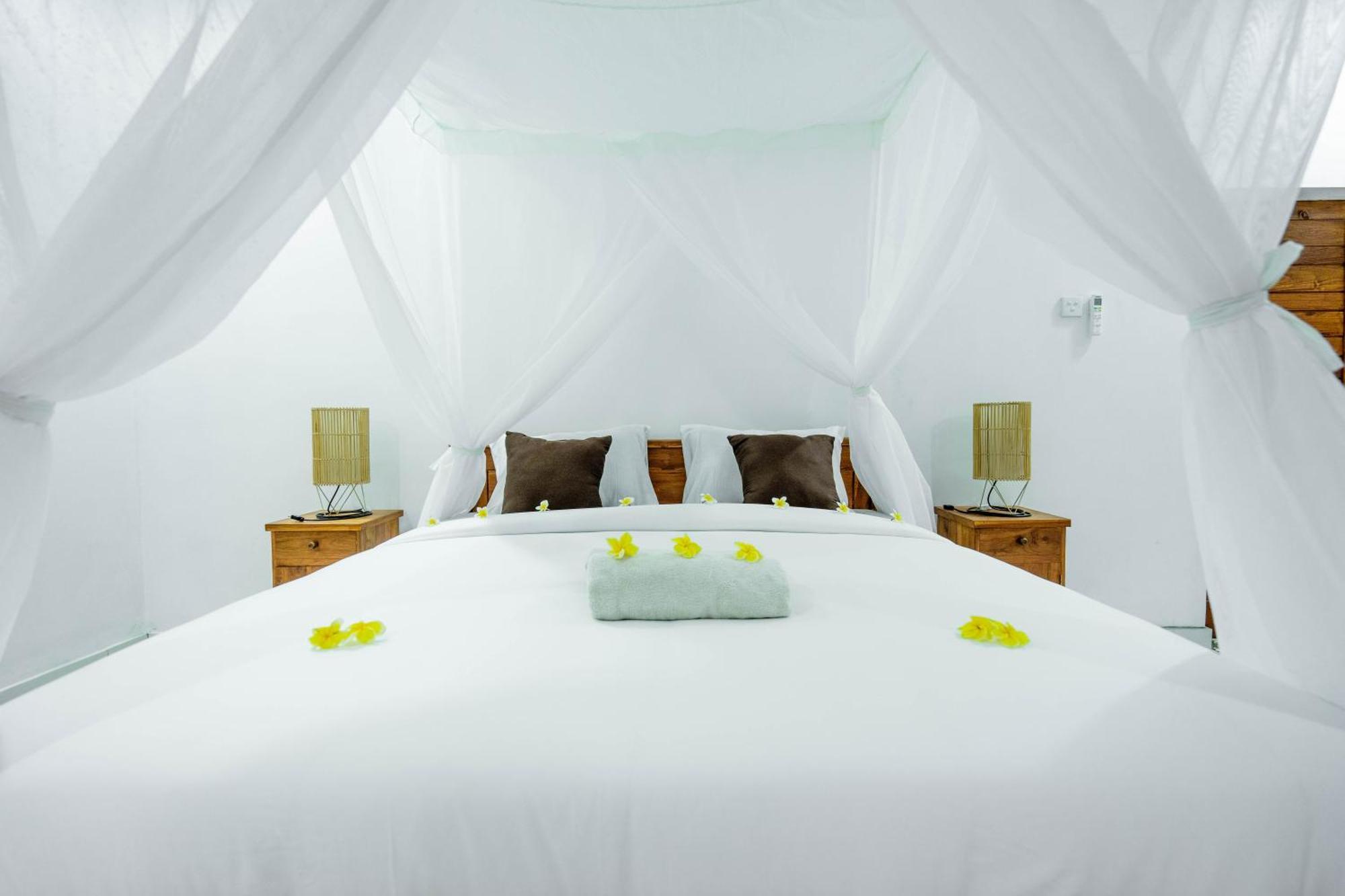 Garvi Villa Karangasem Exteriör bild